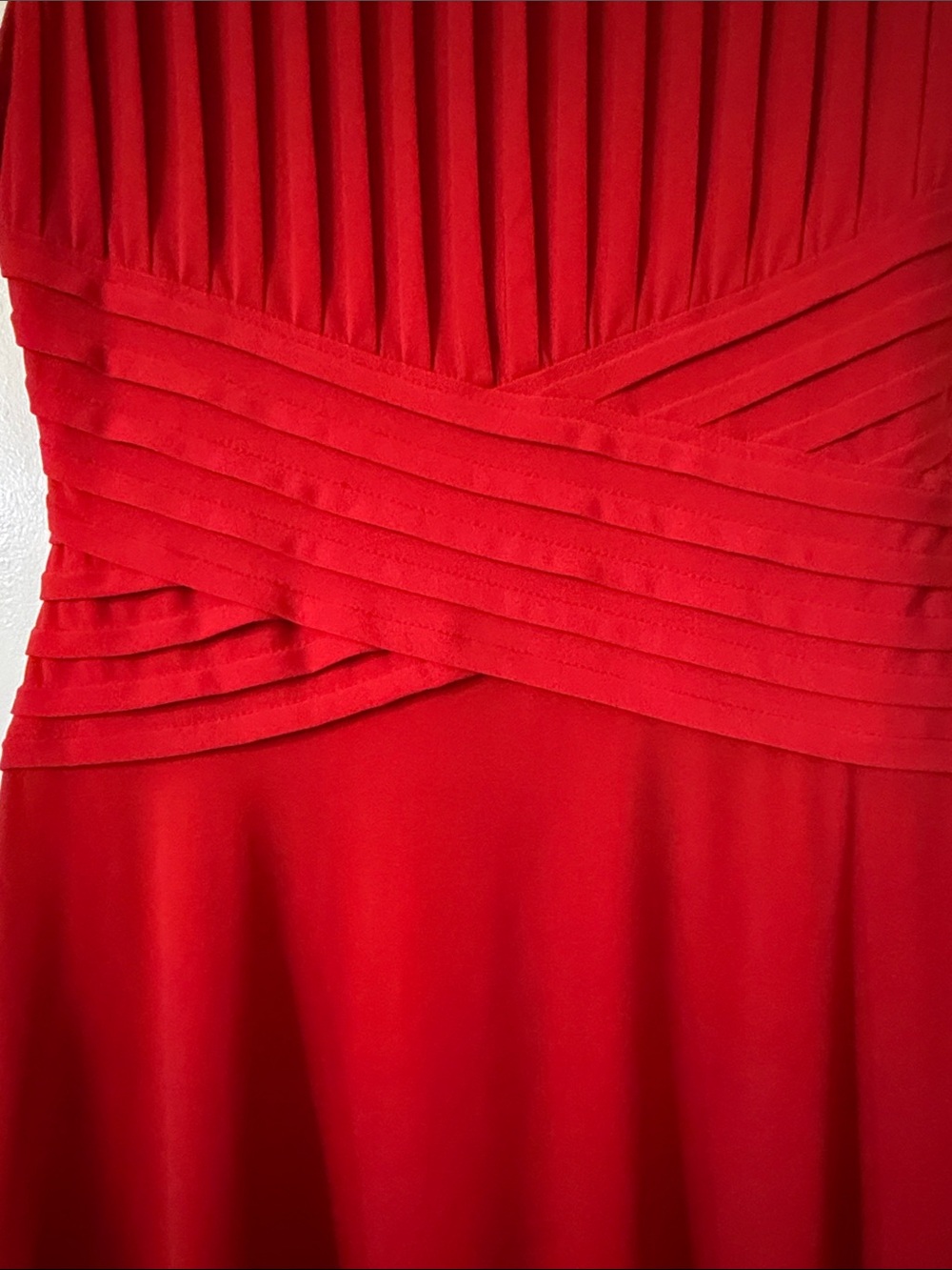 Calvin Klein Red Pleated Bodice Crisscross Waist Midi Dress - Picture 3 of 8